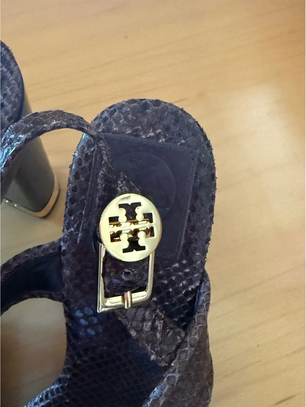 Tory Burch tory burch